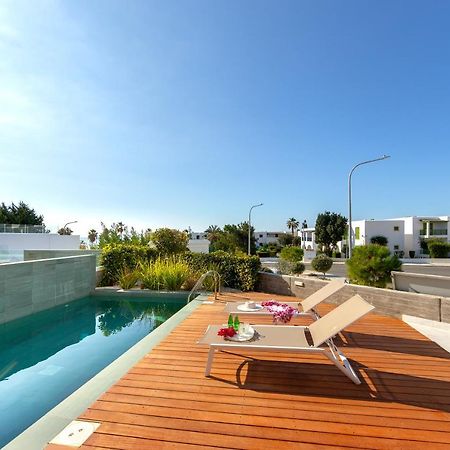 Villa Laurus 6, Walking Distance To The Beach Paphos Esterno foto