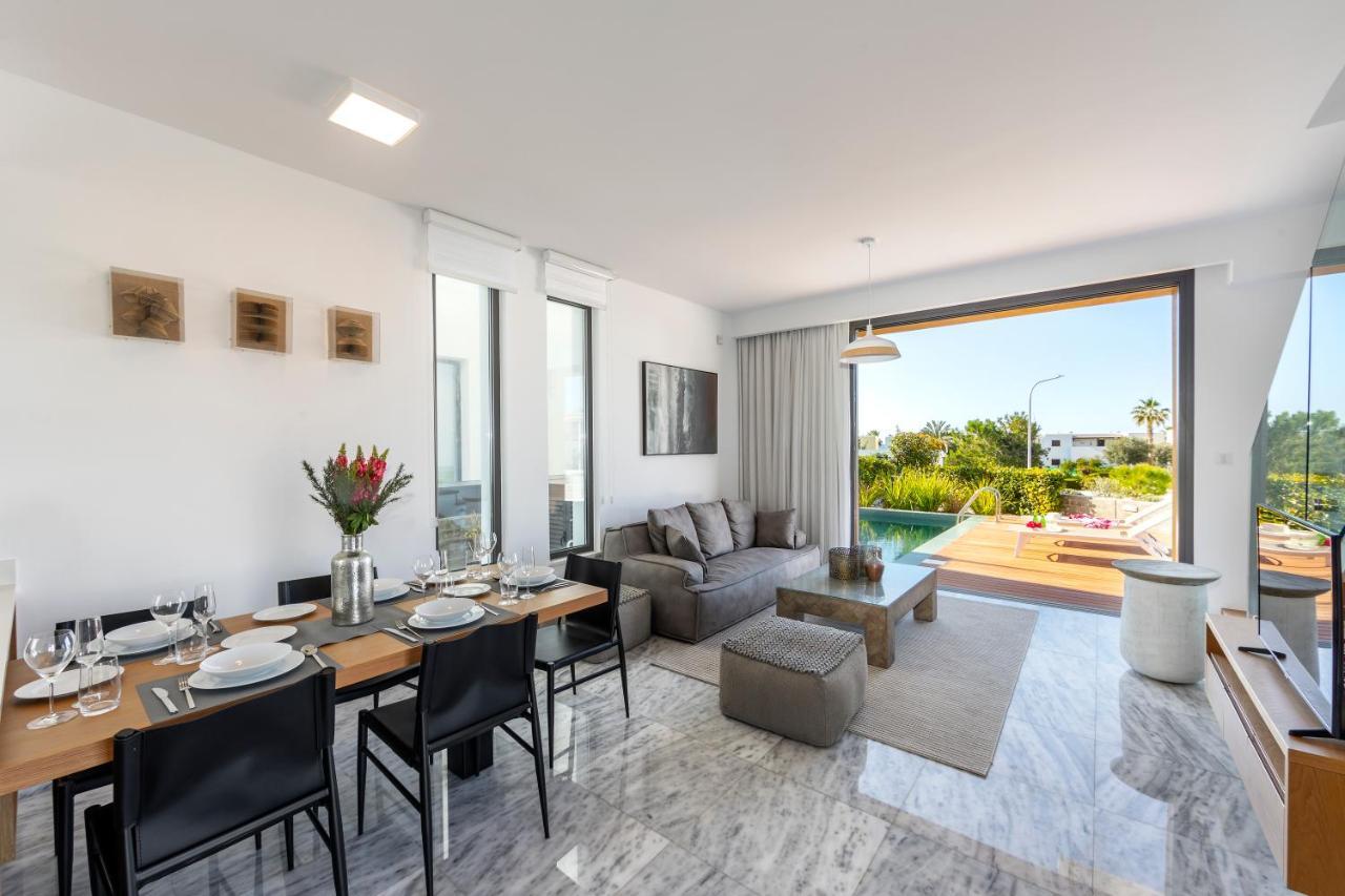 Villa Laurus 6, Walking Distance To The Beach Paphos Esterno foto